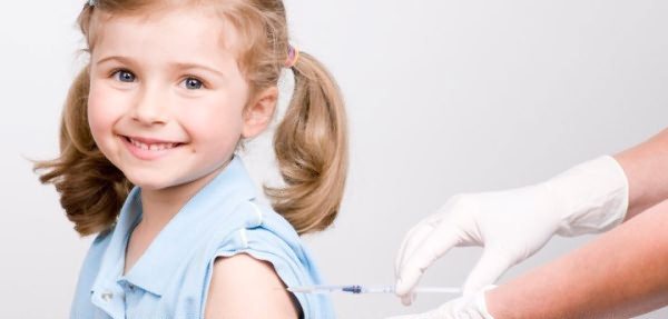 Девочка готова к вакцинации морально