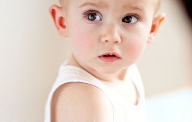 У ребенка нет побочных реакций после вакцинации